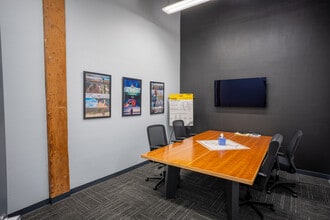 2130-2220 Livingston St, Oakland, CA à louer Photo intérieure– Image 2 sur 27