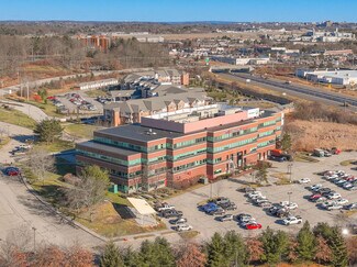 Plus de détails pour 82 Running Hill Rd, South Portland, ME - Bureau à vendre