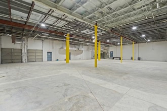 2355 Lewis Ave, Rockville, MD à louer Photo intérieure– Image 2 sur 6