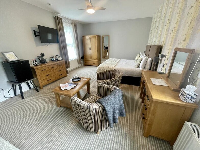 1 Queens Rd, Shanklin à vendre - Photo de l’immeuble – Image 3 sur 21