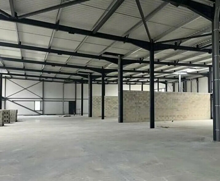 Local d’activités dans Wittelsheim à louer - Photo de l’immeuble – Image 3 sur 6