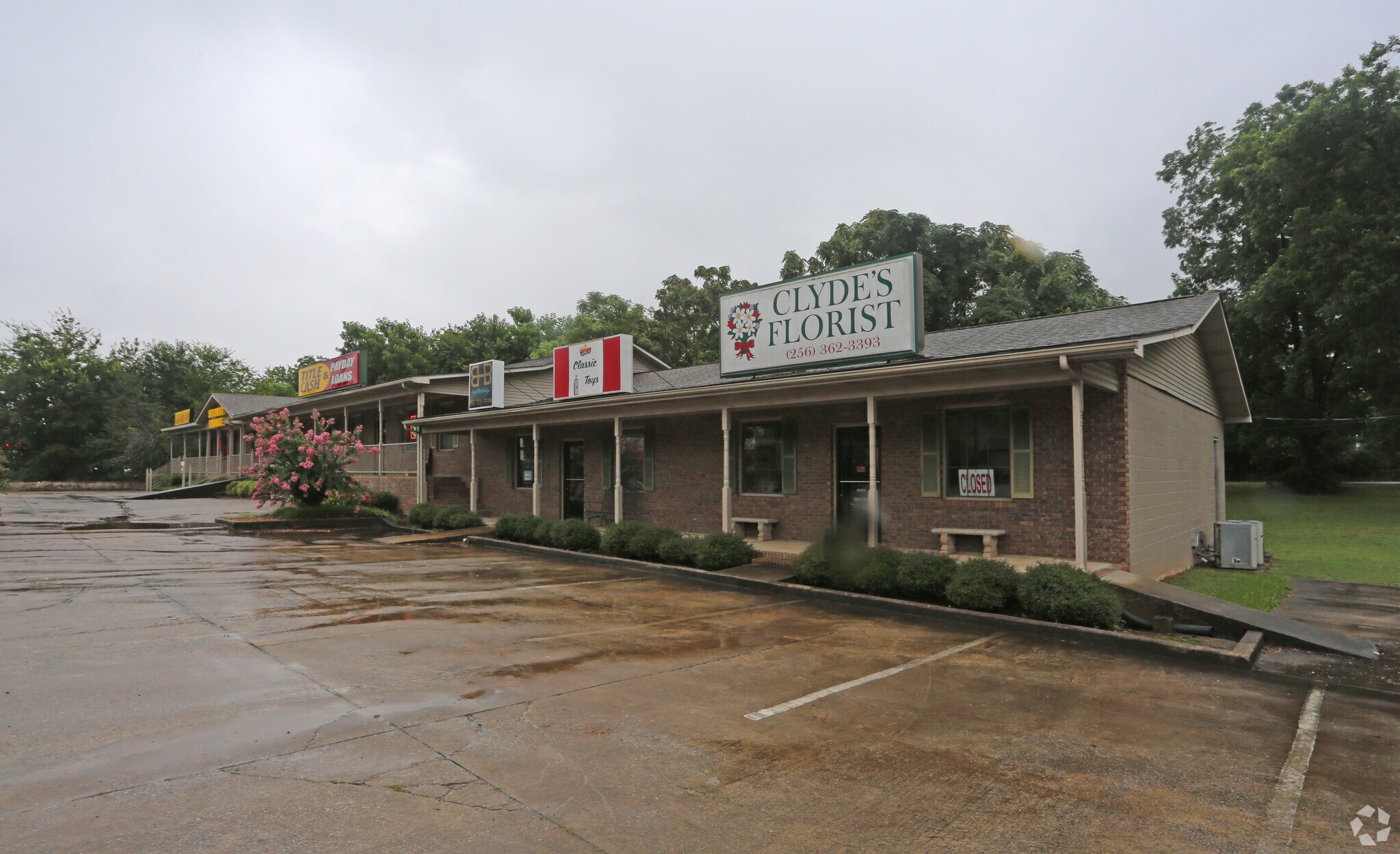 511 Battle St E, Talladega, AL à louer Photo de l’immeuble– Image 1 sur 18