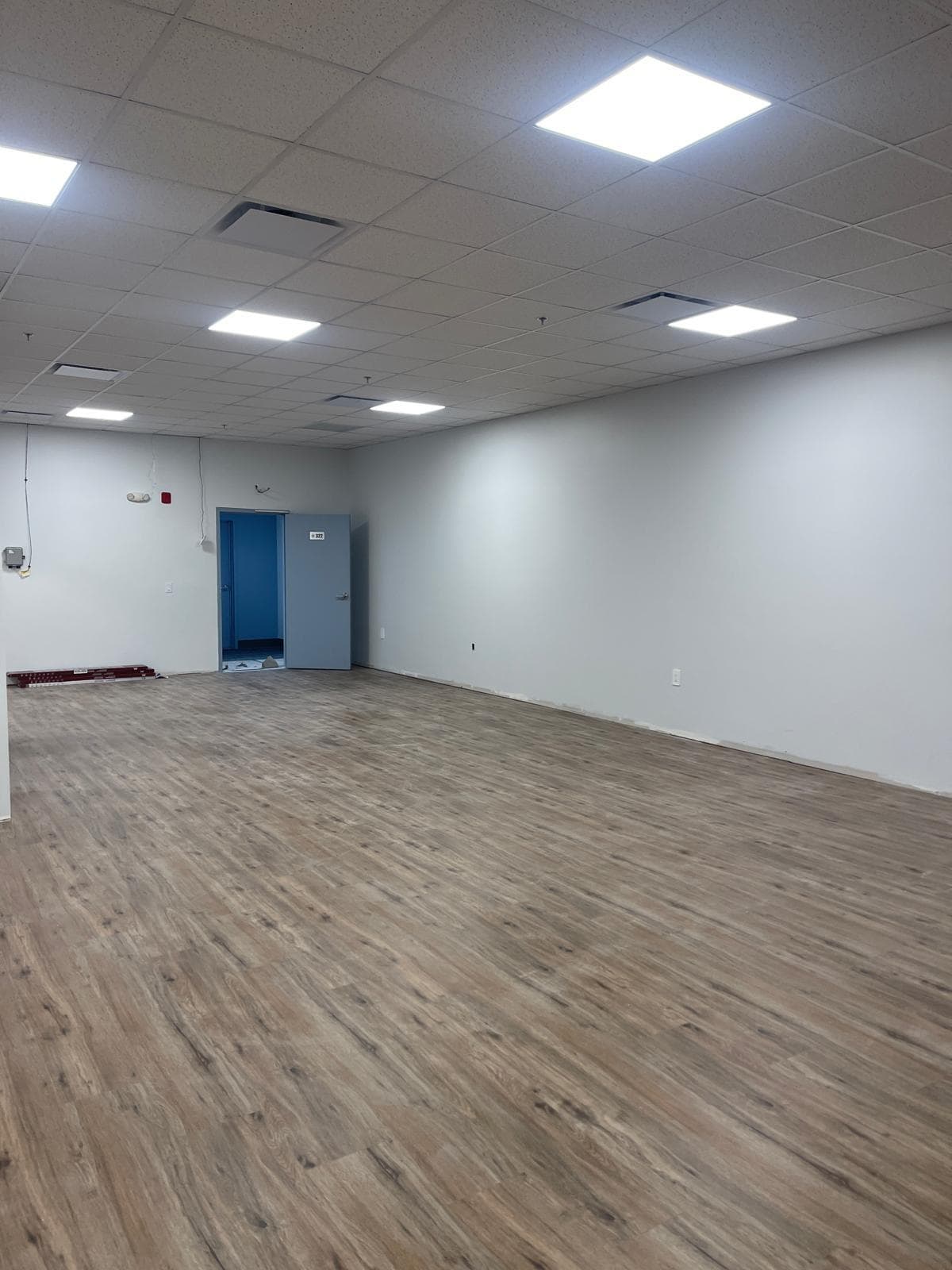 15315 66 Ave, Surrey, BC à louer Photo intérieure– Image 1 sur 2