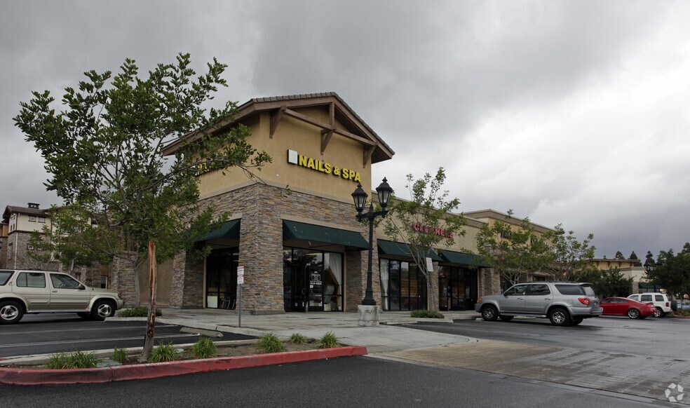 9668 Milliken Ave, Rancho Cucamonga, CA à louer - Photo de l’immeuble – Image 2 sur 3