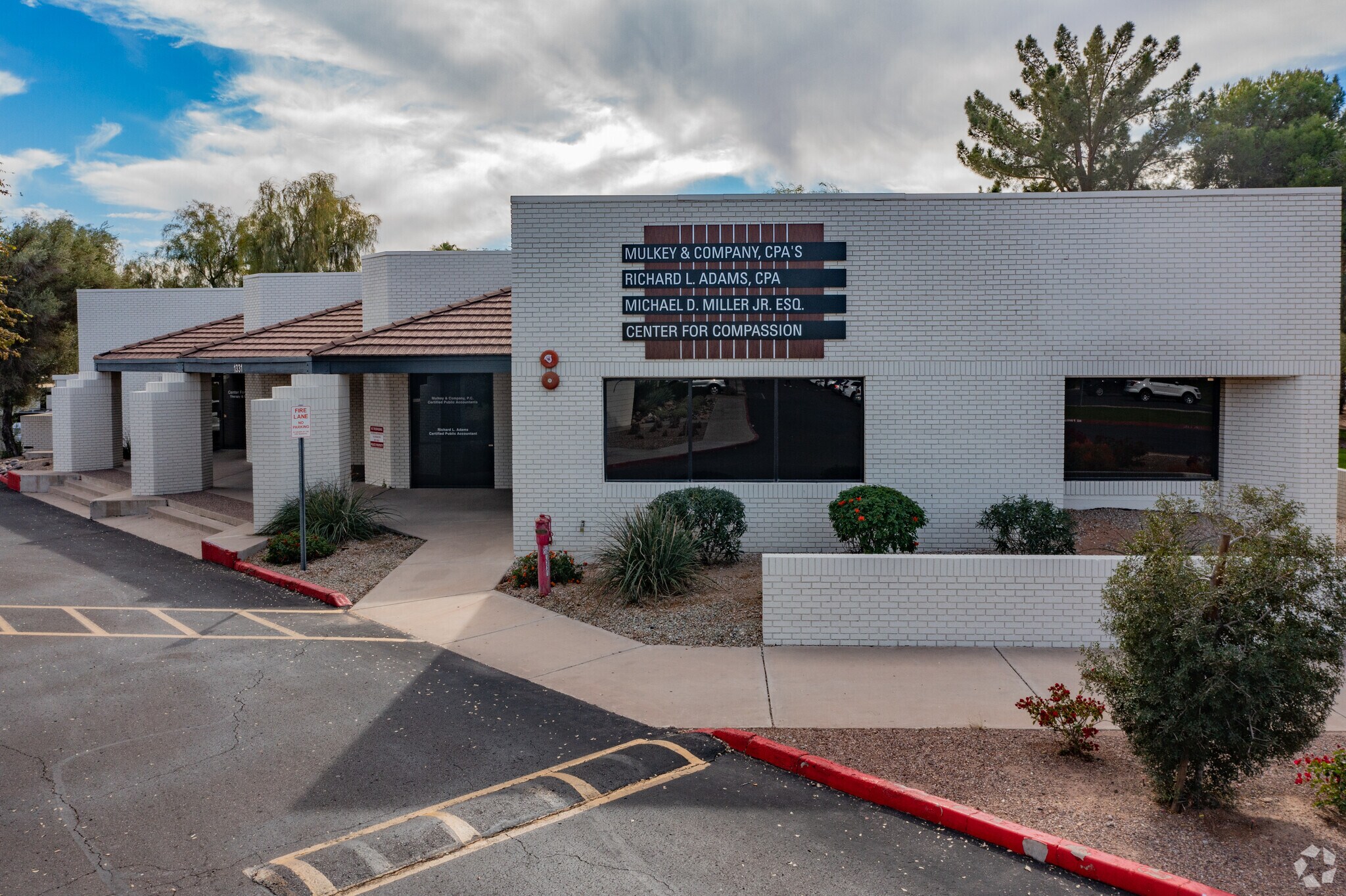 1331 N Alma School Rd, Chandler, AZ à vendre Photo de l’immeuble– Image 1 sur 16