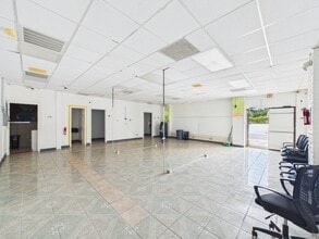 2543-2567 Gessner Dr, Houston, TX à louer Photo intérieure– Image 2 sur 11