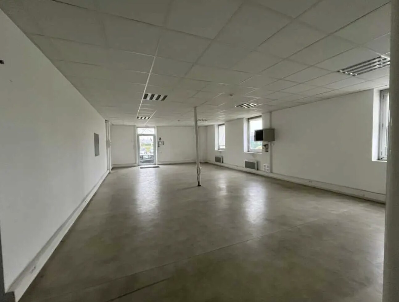 Local d’activités dans Corbas à louer Photo intérieure– Image 1 sur 1