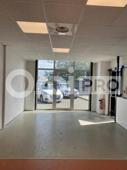 Local commercial dans Montauban à louer - Photo de l’immeuble – Image 3 sur 7