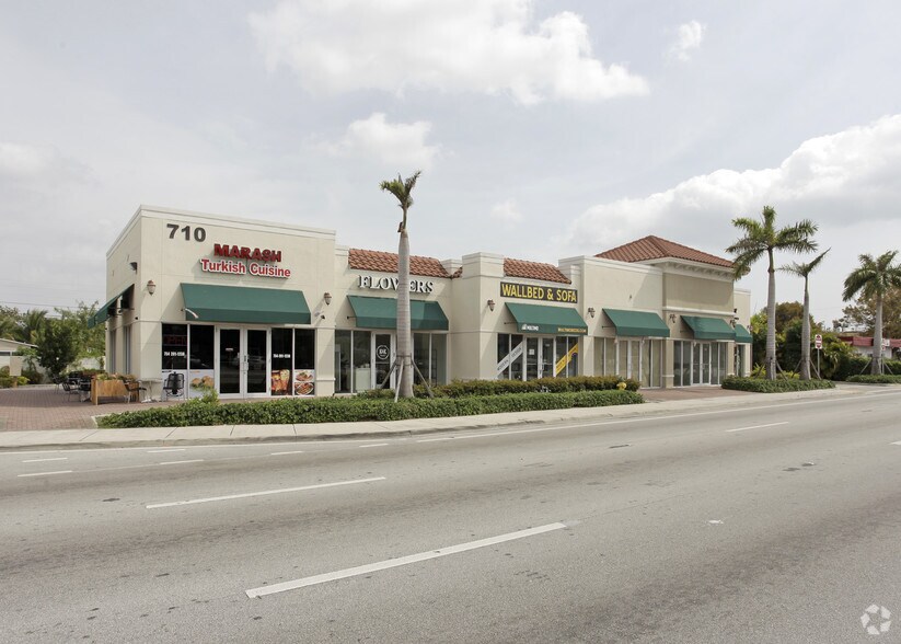 730 W Hallandale Beach Blvd, Hallandale Beach, FL à louer - Photo principale – Image 2 sur 4