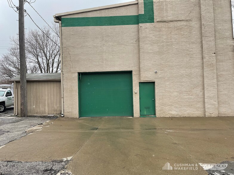 1200 E 49th St, Cleveland, OH à vendre - Photo de l’immeuble – Image 3 sur 9