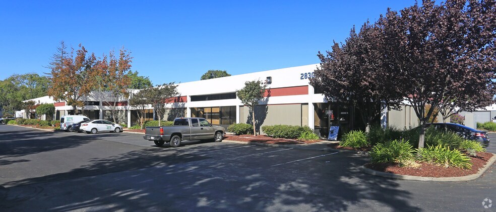 28301 Industrial Blvd, Hayward, CA à louer - Photo de l’immeuble – Image 1 sur 4
