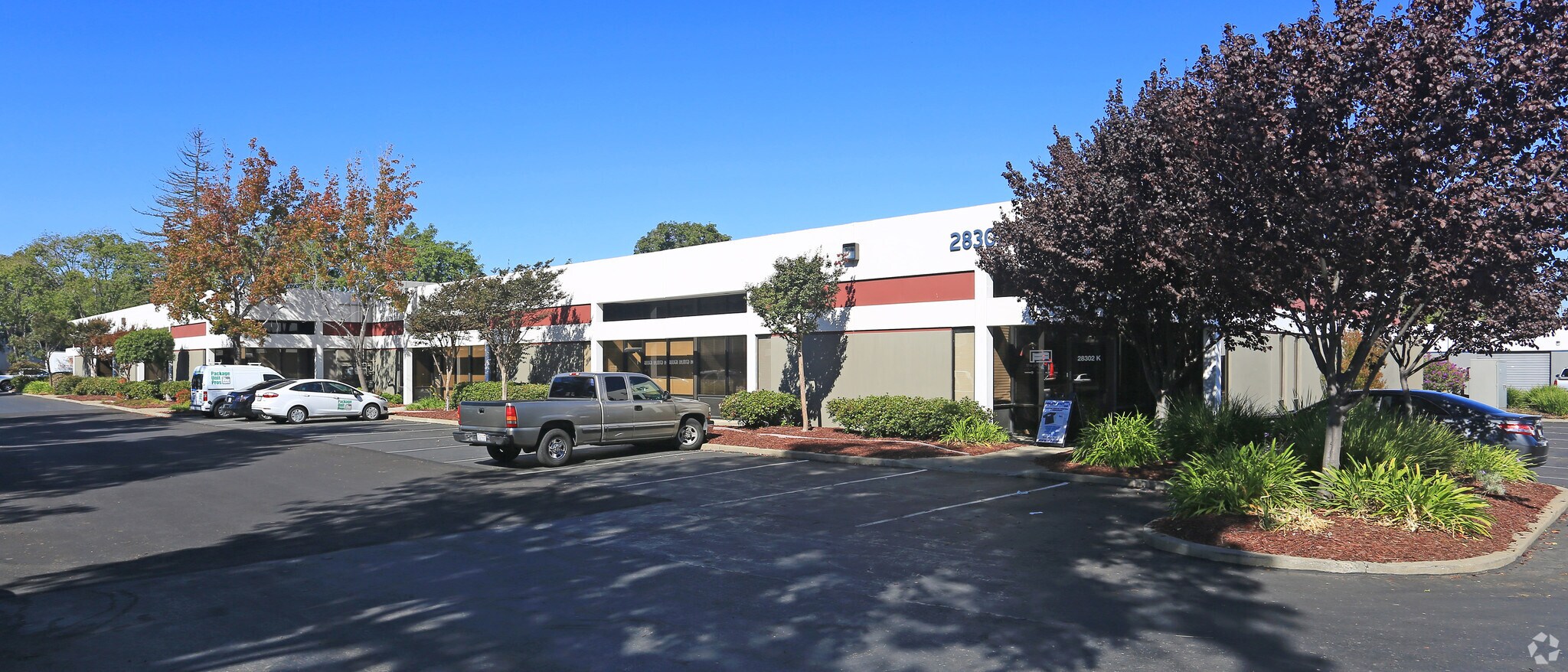 28301 Industrial Blvd, Hayward, CA à louer Photo de l’immeuble– Image 1 sur 5