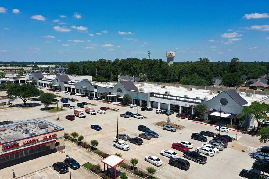 9715-9785 E FM-1960 By pass, Humble, TX à louer - Photo de l’immeuble – Image 2 sur 46