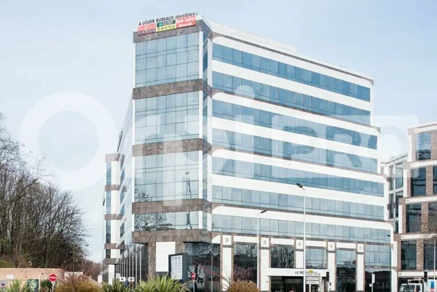 Bureau dans Fontenay-sous-Bois à louer - Photo de l’immeuble – Image 2 sur 5