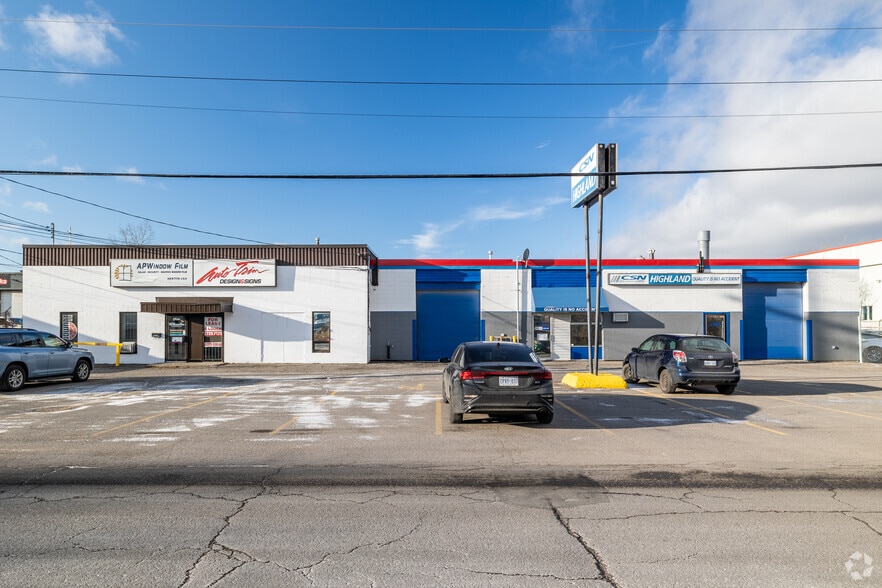 1504 - 1506 Michael St, Ottawa, ON à louer - Photo de l’immeuble – Image 2 sur 5