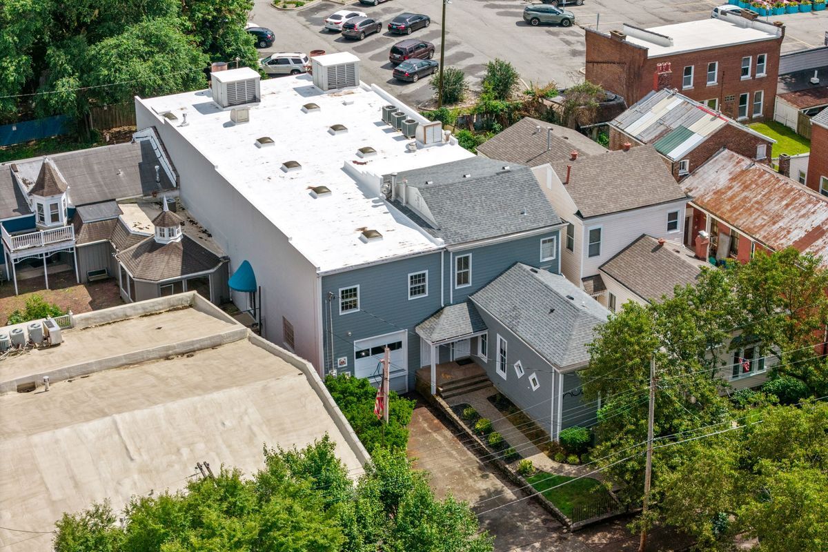 1320 E Washington St, Louisville, KY à vendre Photo de l’immeuble– Image 1 sur 22