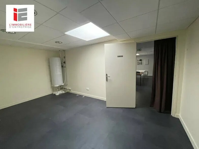 Local commercial dans Lorient à louer - Photo intérieure – Image 3 sur 9