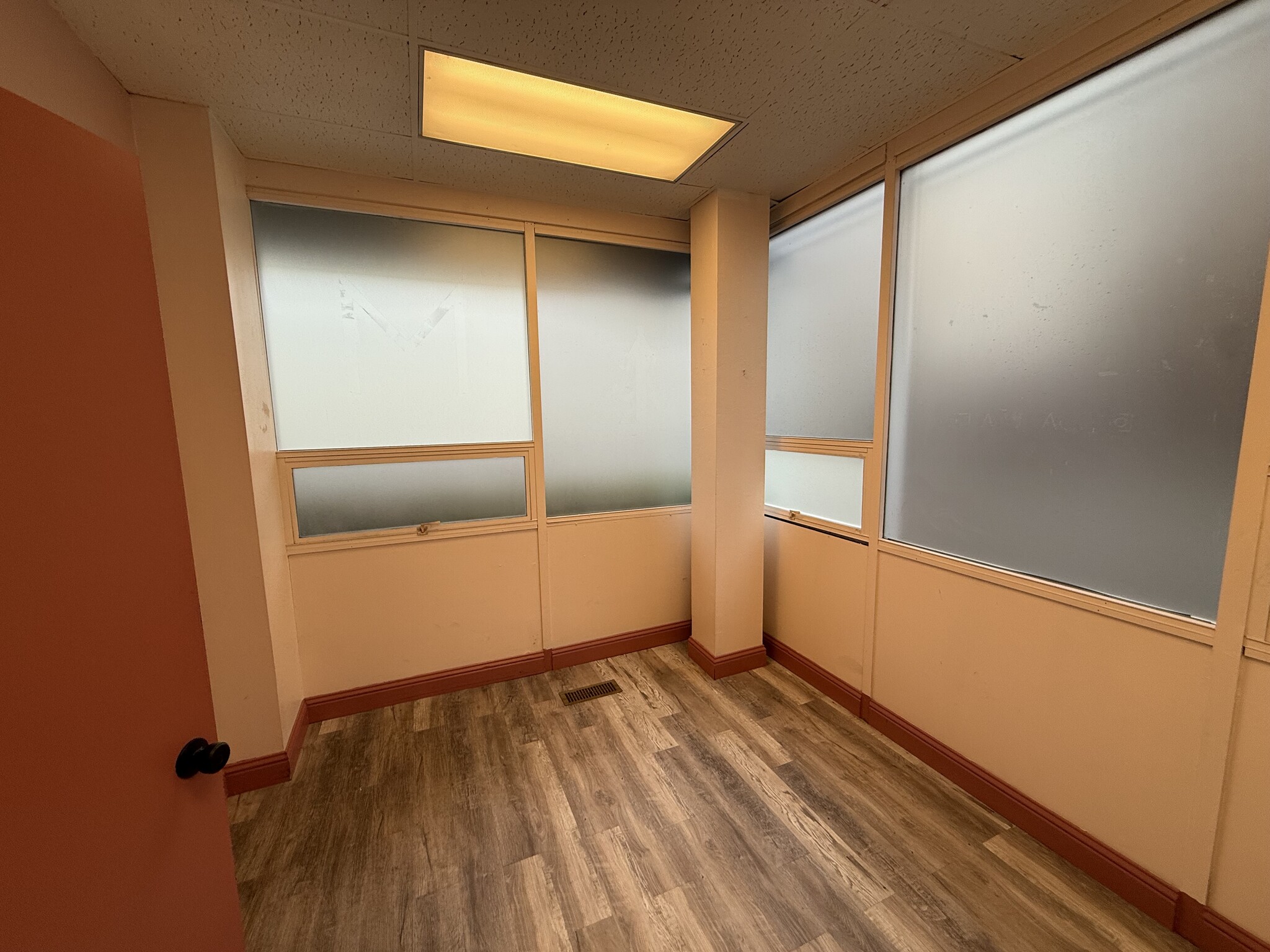 199 California Dr, Millbrae, CA à vendre Photo intérieure– Image 1 sur 17