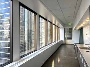 300 Mission St, San Francisco, CA à louer Photo intérieure– Image 1 sur 6