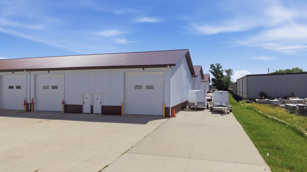 4110 14th Ave N, Fargo, ND à vendre - Photo de l’immeuble – Image 2 sur 20