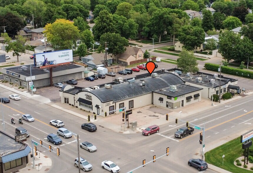 1714 S Minnesota Ave, Sioux Falls, SD à louer - Photo de l’immeuble – Image 3 sur 26
