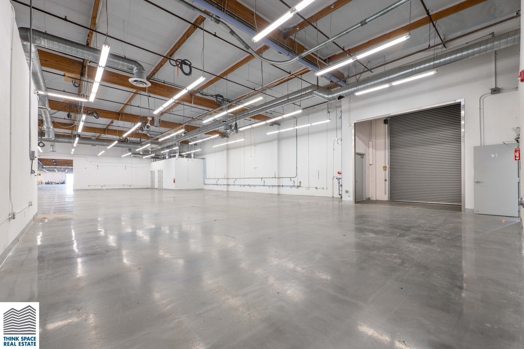 9419 Mason Ave, Chatsworth, CA à louer Photo intérieure– Image 1 sur 13