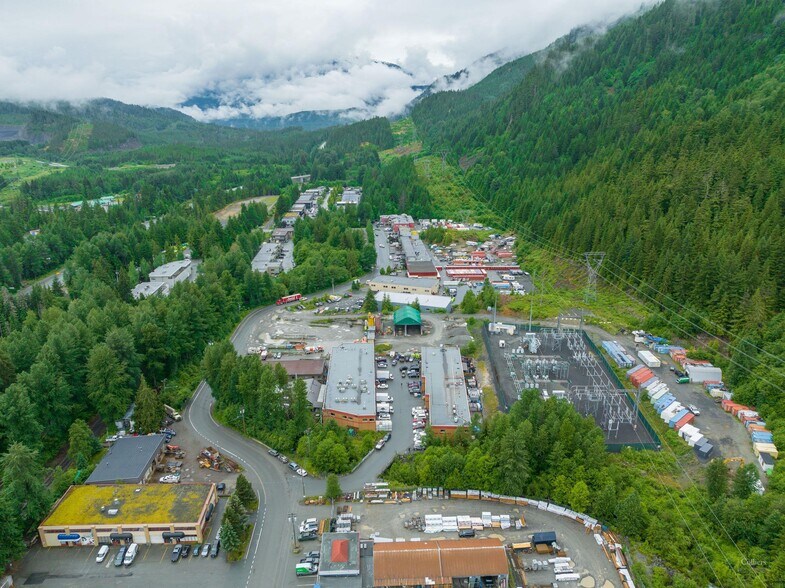 1330 Alpha Lake Rd, Whistler, BC à louer - Aérien – Image 3 sur 3