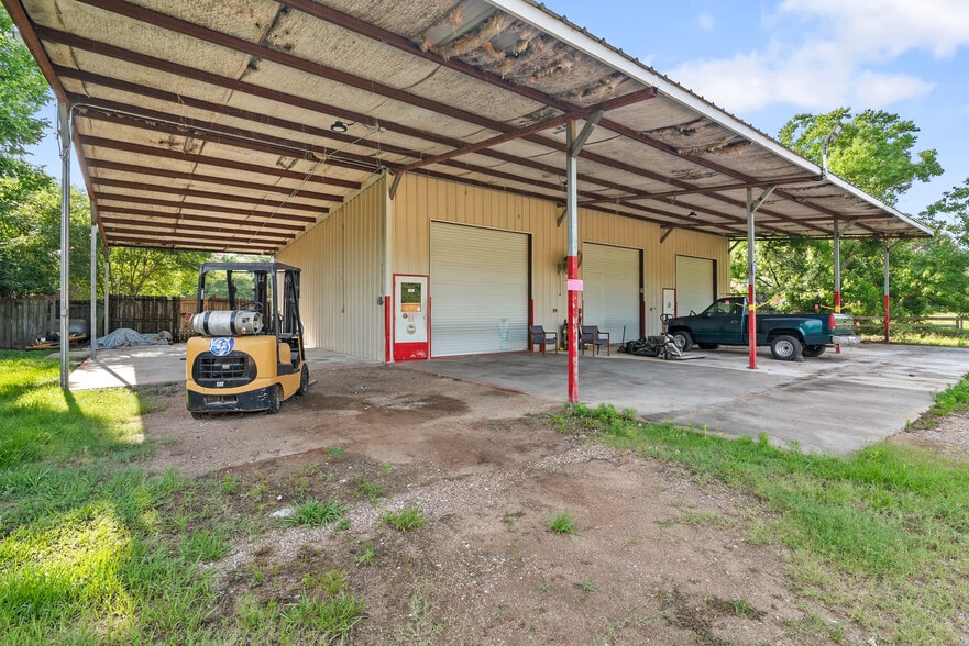 10919 FM 1485 Rd, Conroe, TX à louer - Photo de l’immeuble – Image 2 sur 14