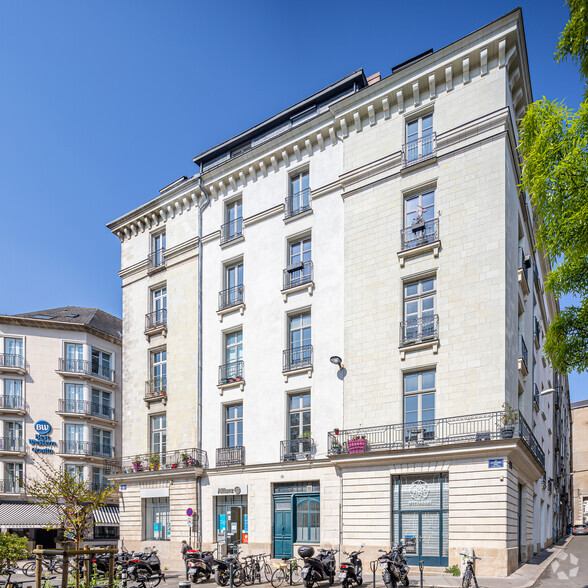 Bureau dans Nantes à louer - Photo de l’immeuble – Image 2 sur 2