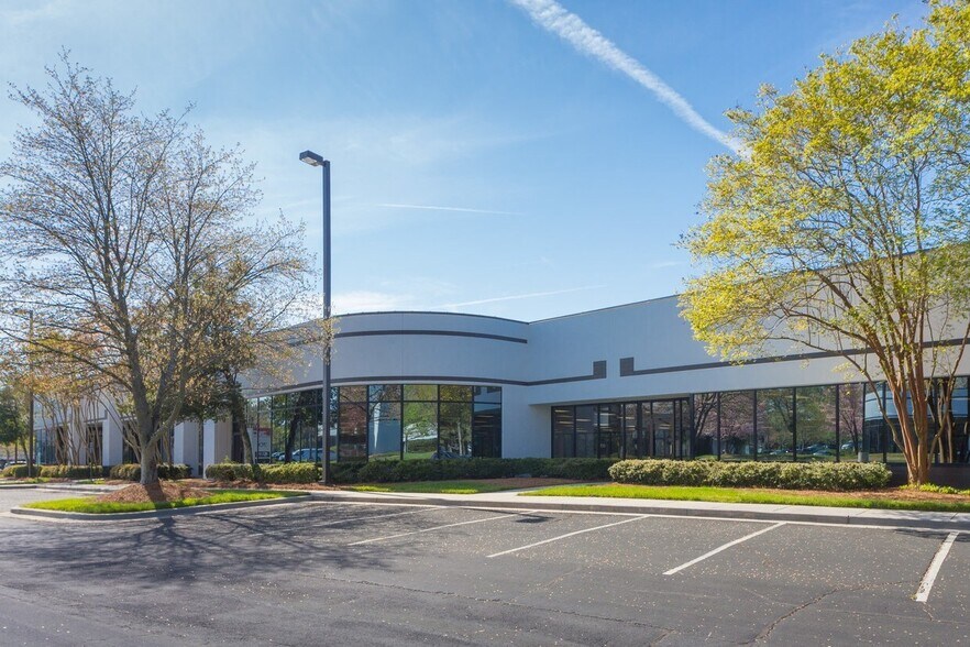3100 Breckinridge Blvd, Duluth, GA à louer - Photo de l’immeuble – Image 3 sur 26
