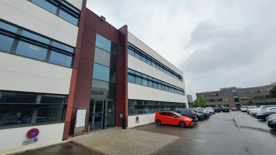 Bureau dans Pessac à louer - Photo de l’immeuble – Image 1 sur 6