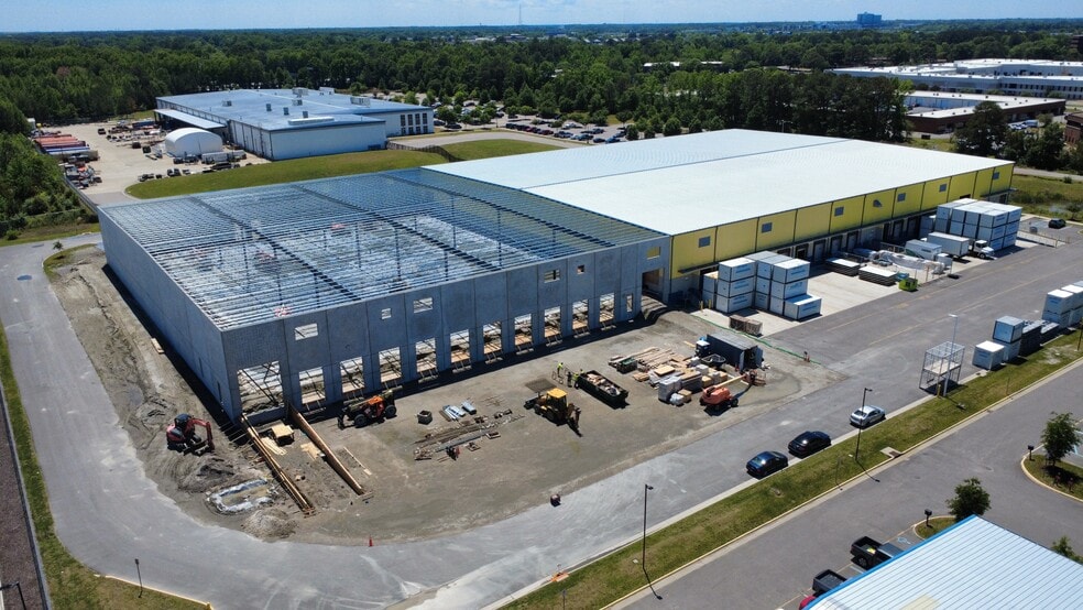 2200 Steppingstone Sq, Chesapeake, VA à louer - Photo principale – Image 1 sur 9