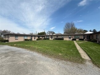 Plus de détails pour 50 N Crescent Dr, Hermitage, PA - Logement à vendre