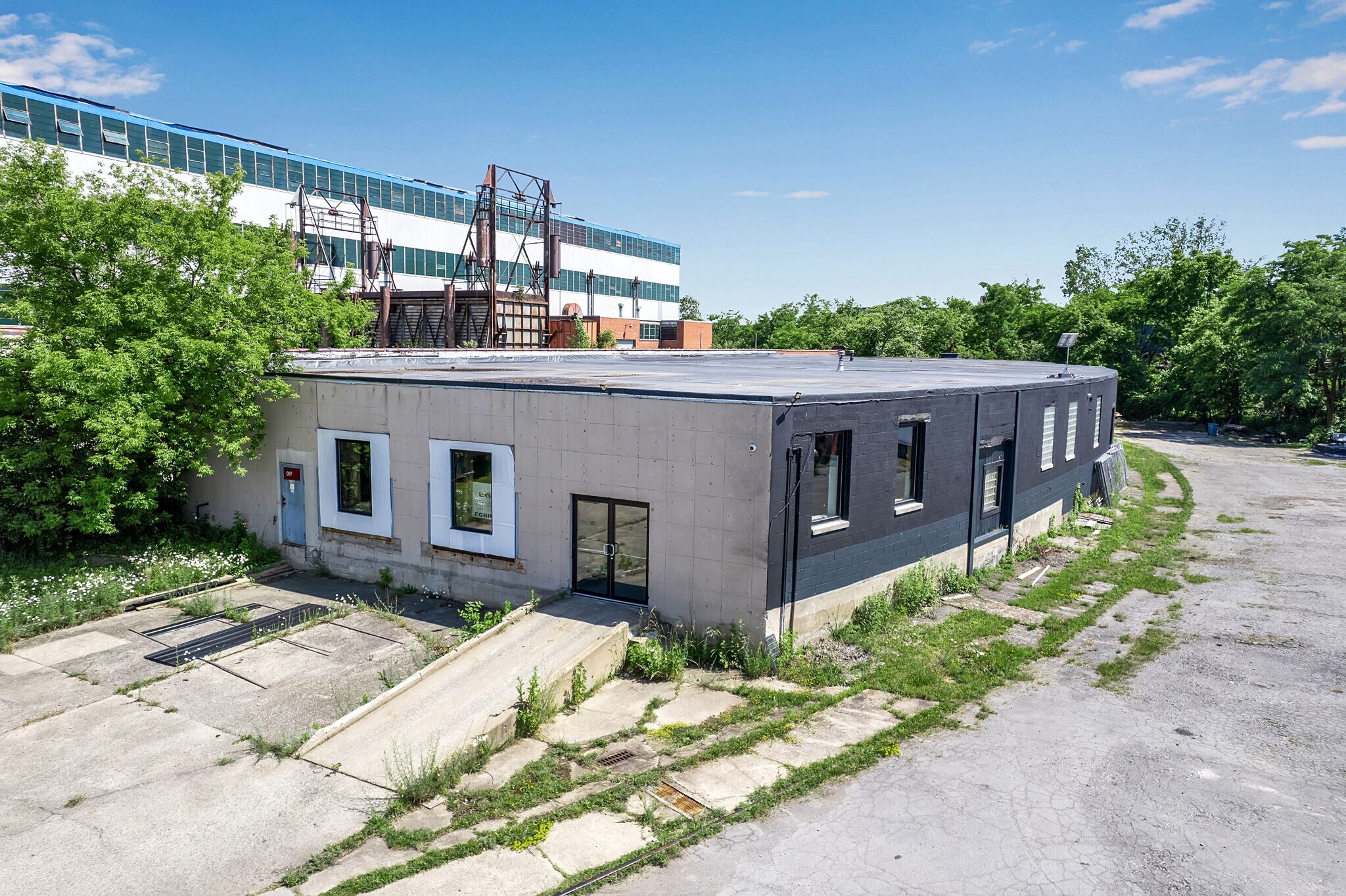 597 Northland Ave, Buffalo, NY à vendre Photo principale– Image 1 sur 22