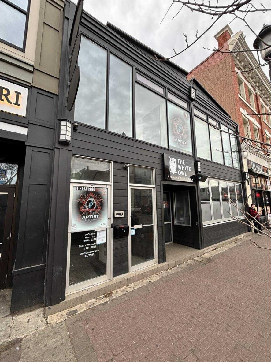 10349-10351 82nd Ave NW, Edmonton, AB à louer Photo intérieure– Image 1 sur 1