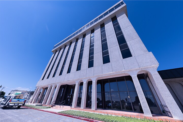 3649 Leopard St, Corpus Christi, TX à louer - Photo de l’immeuble – Image 3 sur 15