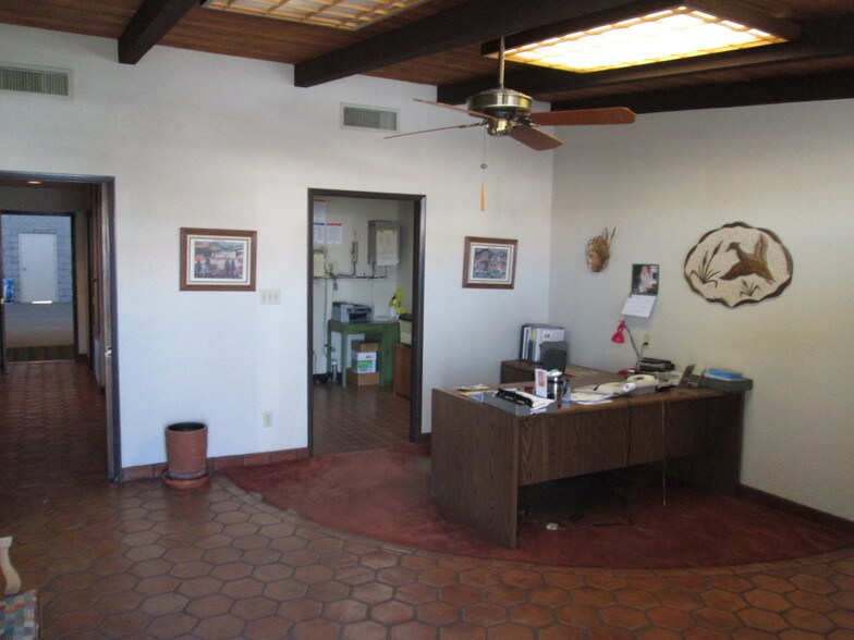 4347 E University Dr, Phoenix, AZ à louer - Autre – Image 2 sur 2