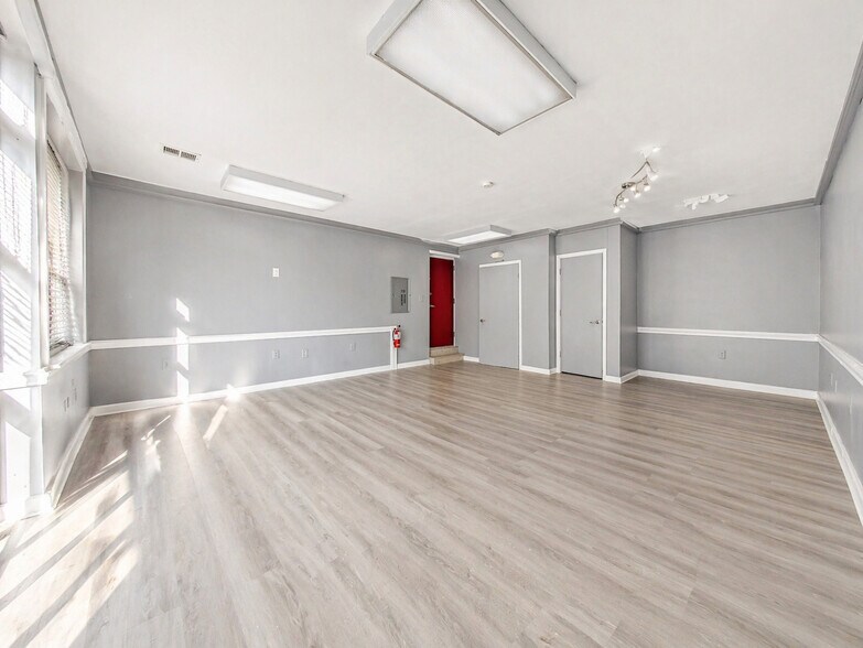 29 Madison Ave, Lansdowne, PA à vendre - Photo intérieure – Image 2 sur 10
