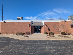 730 W Jefferson St, Morton, IL à louer Photo de l’immeuble– Image 2 sur 19