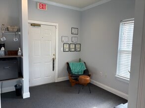 3021 Berks Way, Raleigh, NC à louer Photo intérieure– Image 2 sur 10