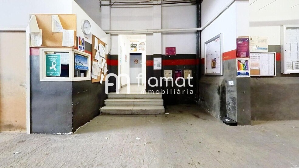 Local commercial dans Tarragona, Tarragona à louer - Photo de l’immeuble – Image 3 sur 10
