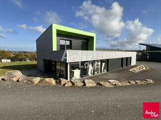 Plus de détails pour Local d'activités à louer