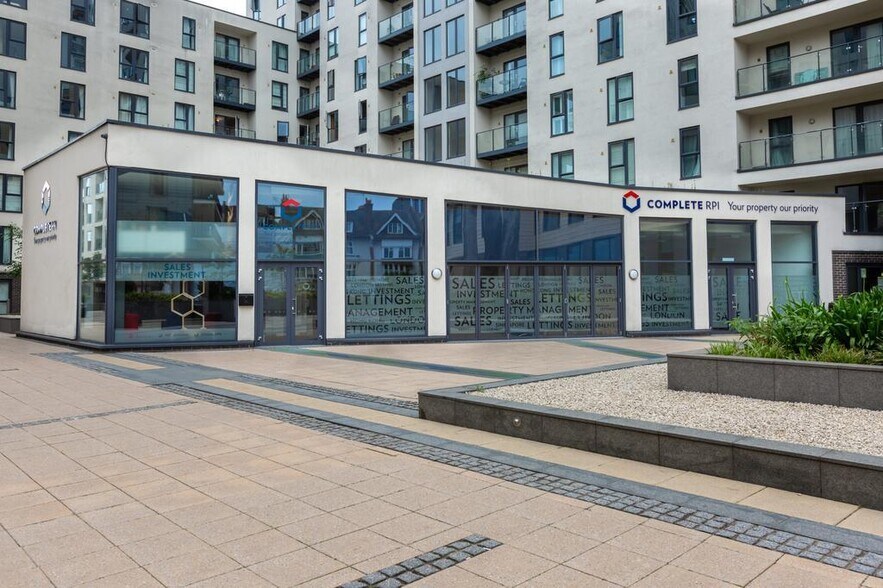Guilford Rd, Woking à vendre - Photo de l’immeuble – Image 2 sur 29