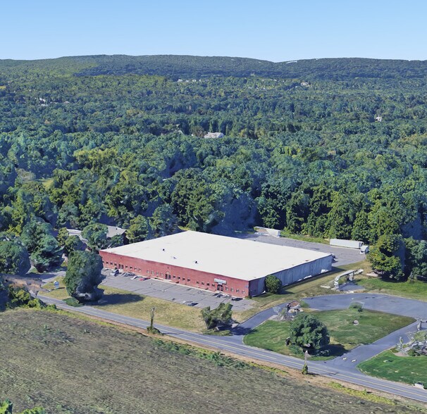 101 W Dudley Town Rd, Bloomfield, CT à louer - Photo de l’immeuble – Image 2 sur 10