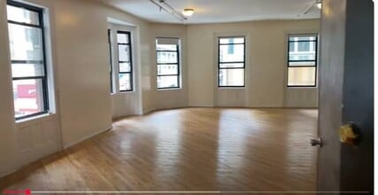 300 W 38th St, New York, NY à louer Photo intérieure– Image 1 sur 4
