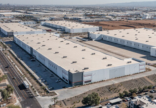 5501 W Roosevelt St, Phoenix, AZ à louer Photo de l’immeuble– Image 1 sur 2