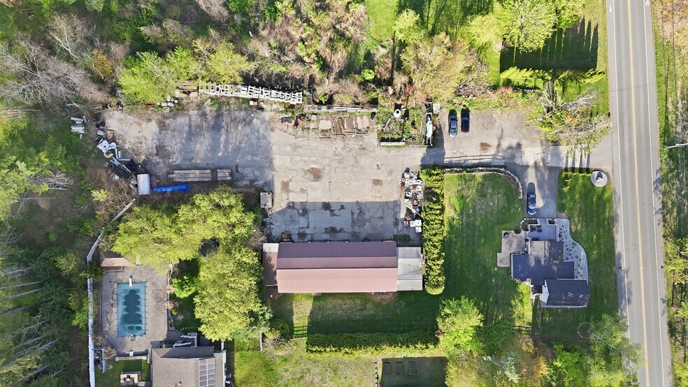383 Westhampton Rd, Northampton, MA à louer - Photo de l’immeuble – Image 3 sur 5