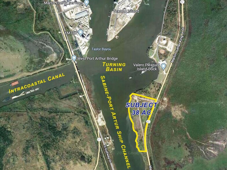 Highway 82 & Sabine Ship Channel, Port Arthur, TX à vendre - Photo de l’immeuble – Image 3 sur 23