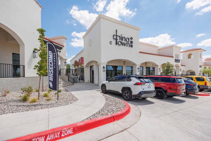 7451 Paseo Del Norte Blvd, El Paso, TX à vendre - Photo principale – Image 1 sur 2