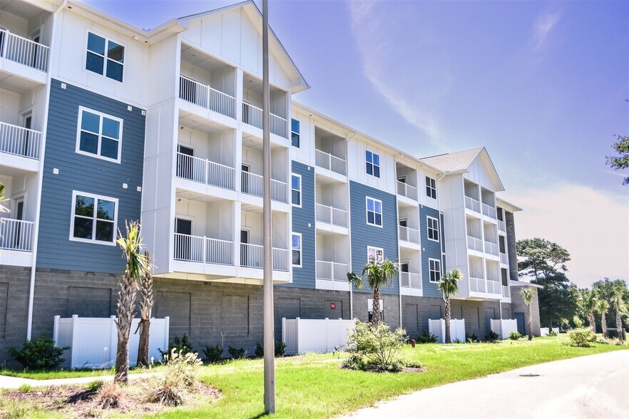 2272 Dolphin Shores Dr SW, Supply, NC à vendre - Photo de l’immeuble – Image 2 sur 19